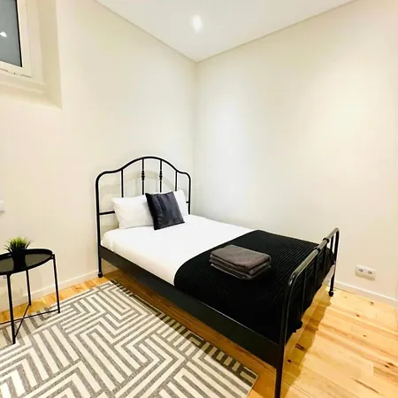 Lisbon City Center 3 Bedroom Flat Next To Avenida Liberdade Exterior photo